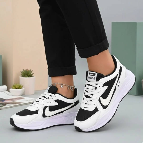 کفش اسپرت نایک لژدار دیاکو پدیده